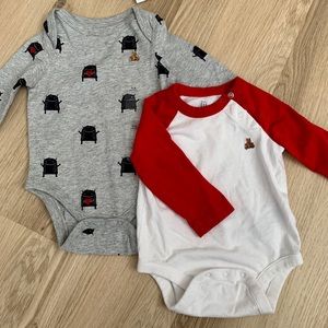 Baby Gap Valentines long sleeve bundle